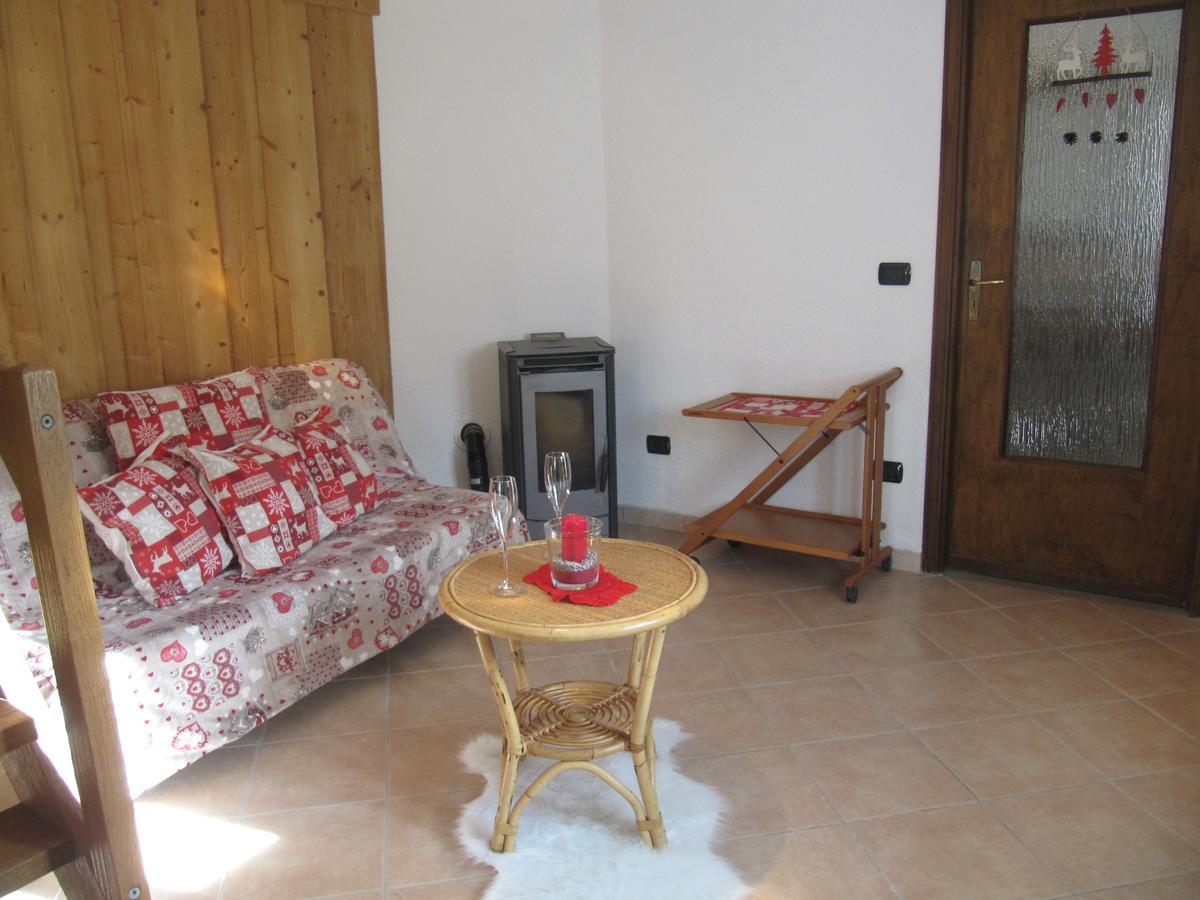 Maison Des Abeilles Vda Gressan N 0028 Екстер'єр фото