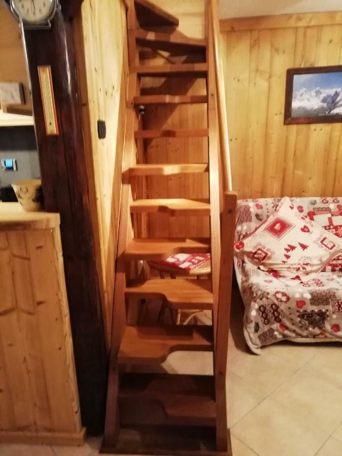 Maison Des Abeilles Vda Gressan N 0028 Екстер'єр фото